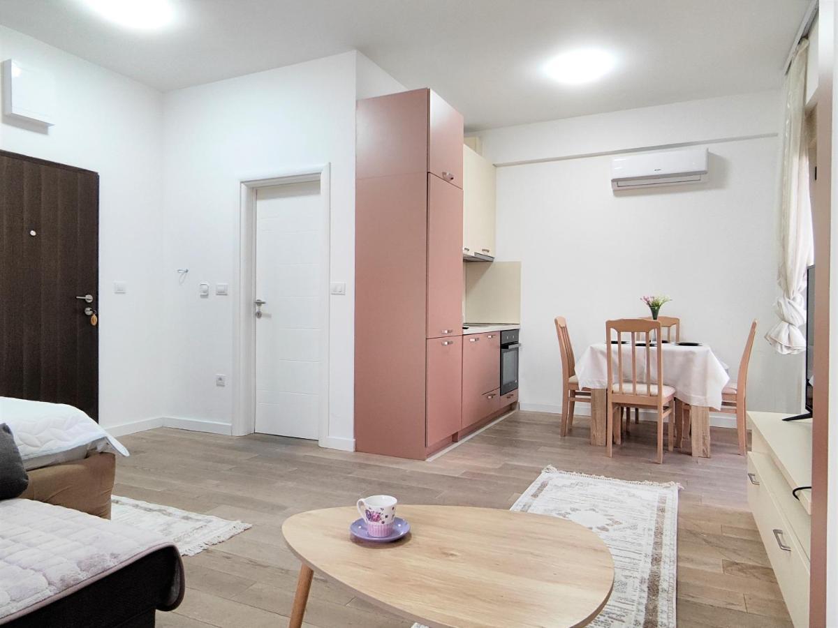 Luxury Korda Apartments 011 บุดวา ภายนอก รูปภาพ