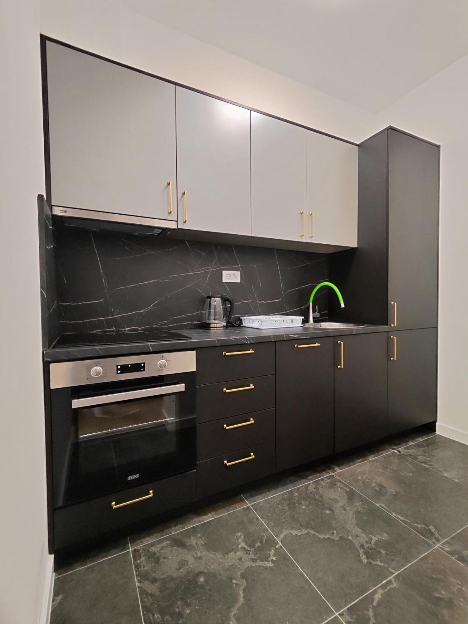Luxury Korda Apartments 011 บุดวา ภายนอก รูปภาพ